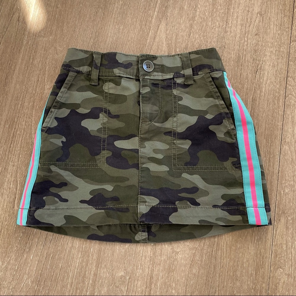 Gap kids camo skirt